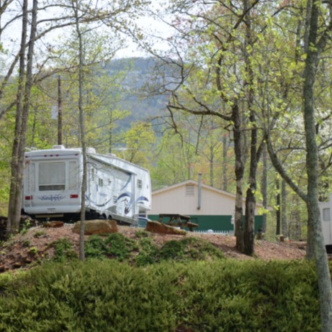 Full Hook-up Campsites for 30 and 50 Amp 
